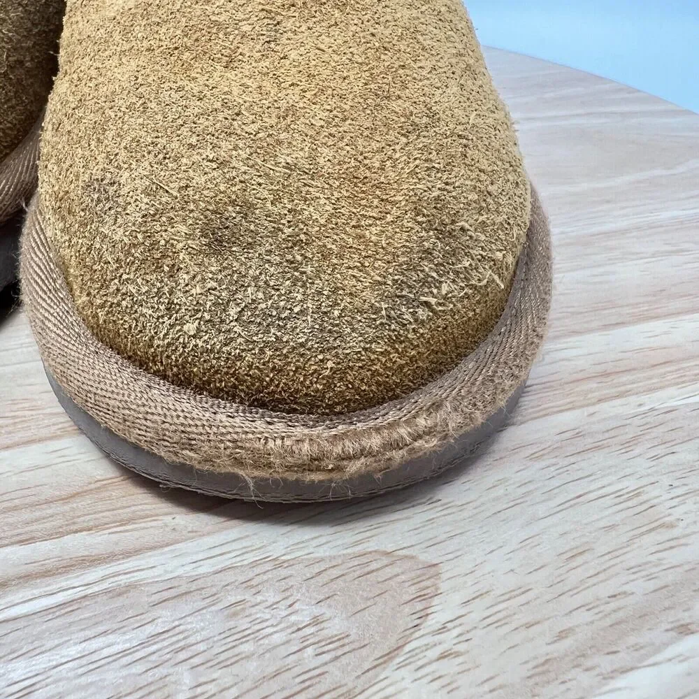 Koolaburra by UGG Aribel Short Girls' Fur Boot Sz. 2